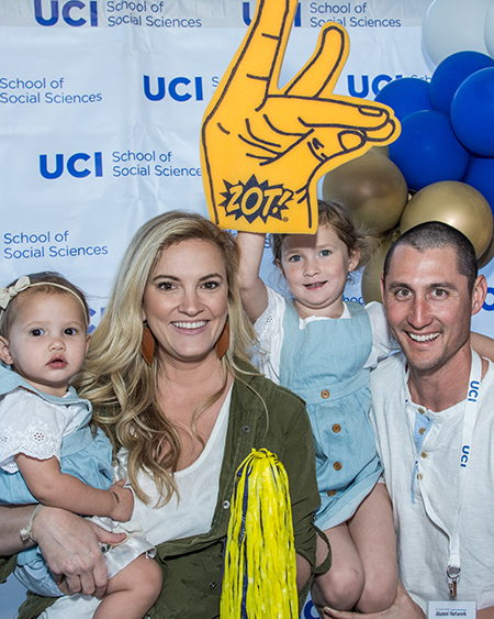 Alumnis with their children